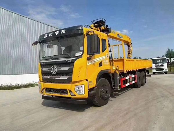 东风华神DV5后轮八随车吊